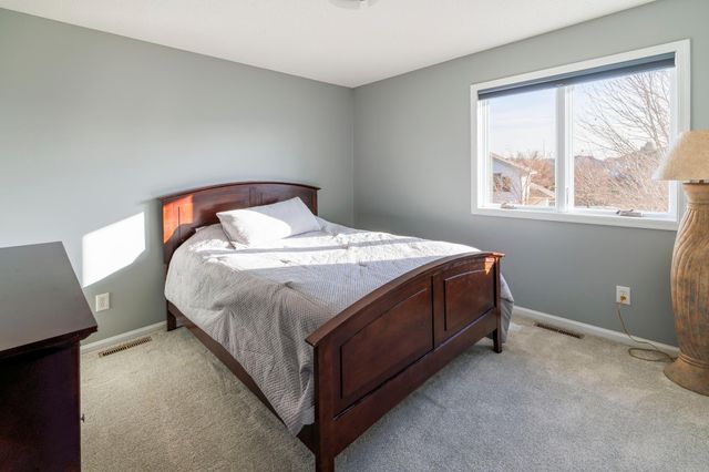 9807 Almond Avenue N, Brooklyn Park, MN 55443