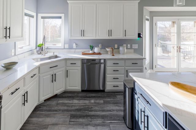 9807 Almond Avenue N, Brooklyn Park, MN 55443