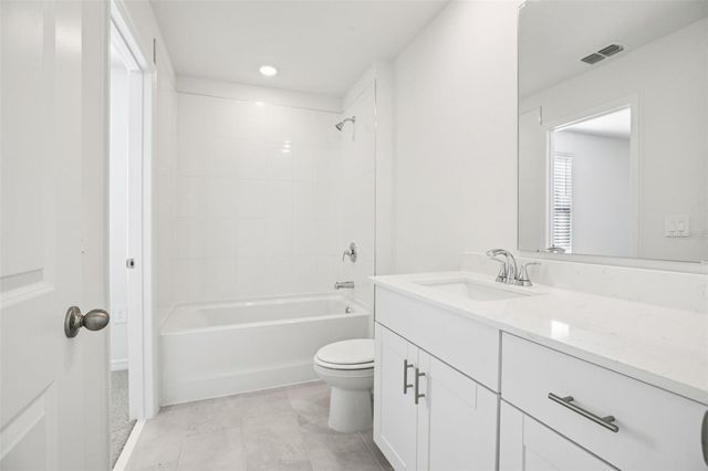 698 MUHLY WAY, Lady Lake, FL 32159