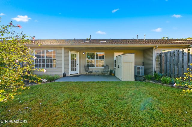 10017 Gate Post Way, Knoxville, TN 37931