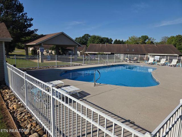 10017 Gate Post Way, Knoxville, TN 37931