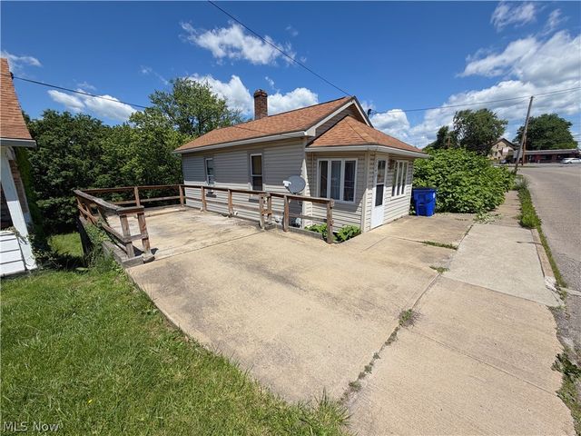 1547 Lisbon Street, East Liverpool, OH 43920