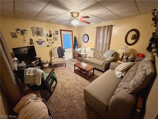 1547 Lisbon Street, East Liverpool, OH 43920