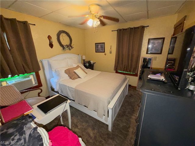 1547 Lisbon Street, East Liverpool, OH 43920