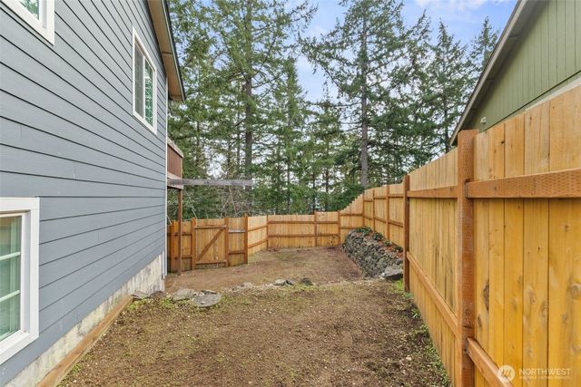 31 NE Skipper Court, Belfair, WA 98528