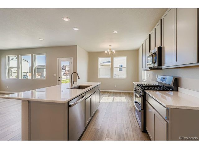 17382 E 91st Ave, Commerce City, CO 80022