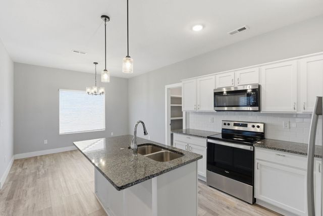 9618 E Annabelle St, Wichita, KS 67207