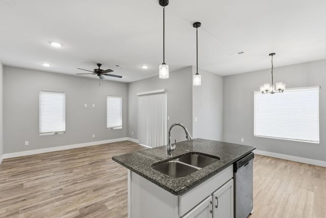 9618 E Annabelle St, Wichita, KS 67207