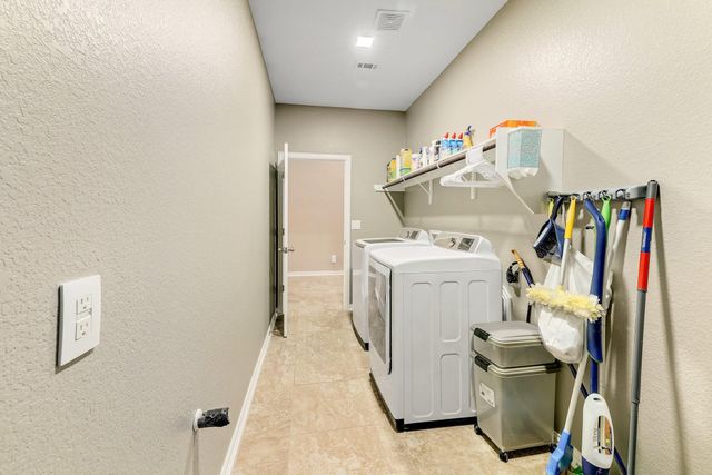 187 Salt Fork DR, Liberty Hill, TX 78642