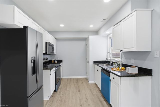 950 H AVE, Norfolk, VA 23513