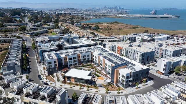 52 Kirkwood Avenue 421, San Francisco, CA 94124