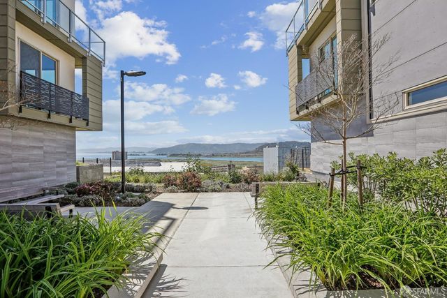 52 Kirkwood Avenue 421, San Francisco, CA 94124