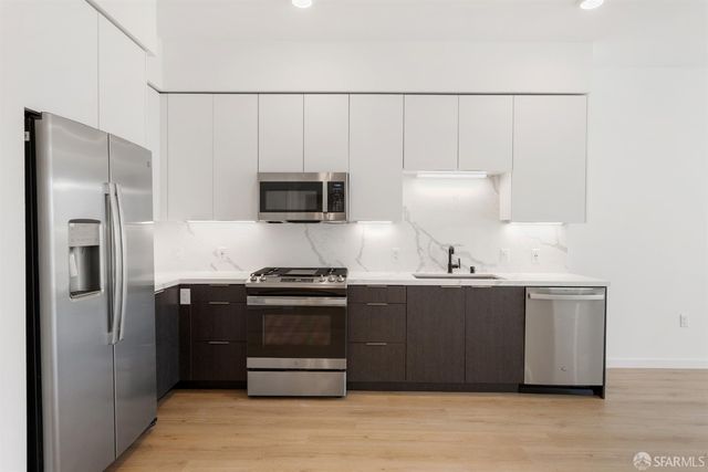 52 Kirkwood Avenue 421, San Francisco, CA 94124