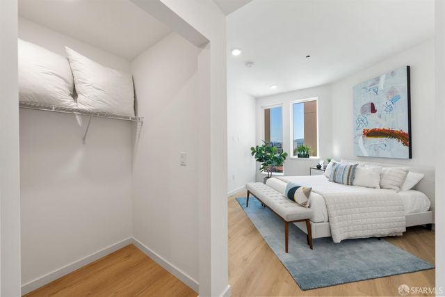 52 Kirkwood Avenue 421, San Francisco, CA 94124