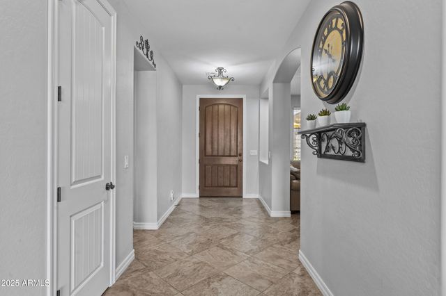 2466 E ARIS Drive, Gilbert, AZ 85298