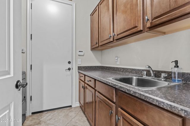 2466 E ARIS Drive, Gilbert, AZ 85298