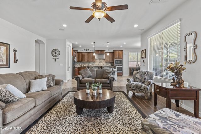 2466 E ARIS Drive, Gilbert, AZ 85298