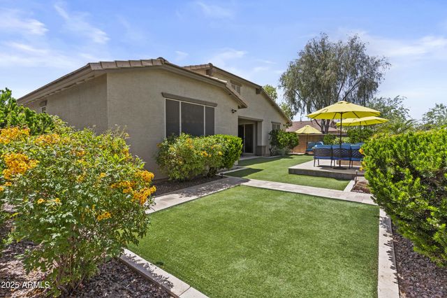 2466 E ARIS Drive, Gilbert, AZ 85298