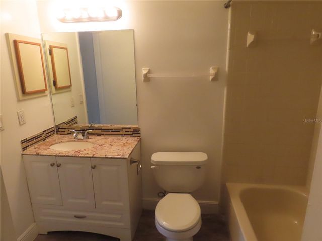 104 CREEKSIDE WAY, Orlando, FL 32824