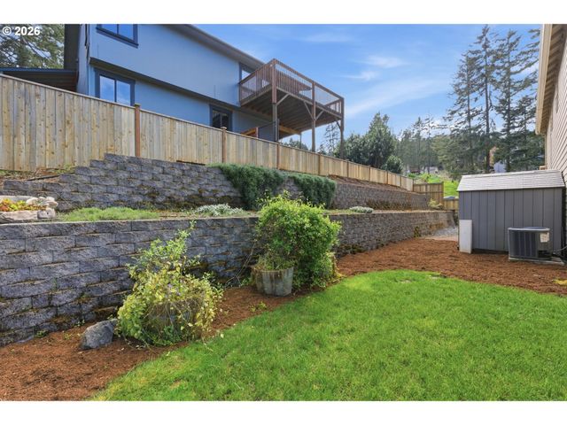 87941 10TH St, Veneta, OR 97487