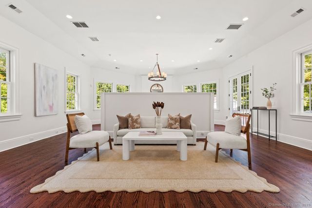 1421 Oenoke Ridge, New Canaan, CT 06840