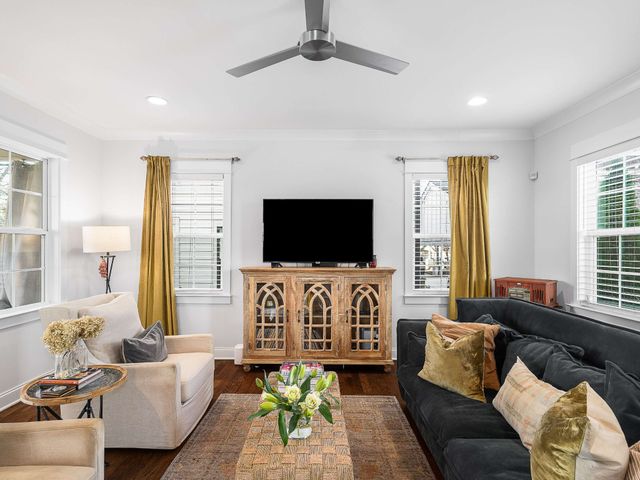 2146B Oakland St, Nashville, TN 37210