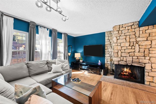 3851 S Fraser Street, Aurora, CO 80014