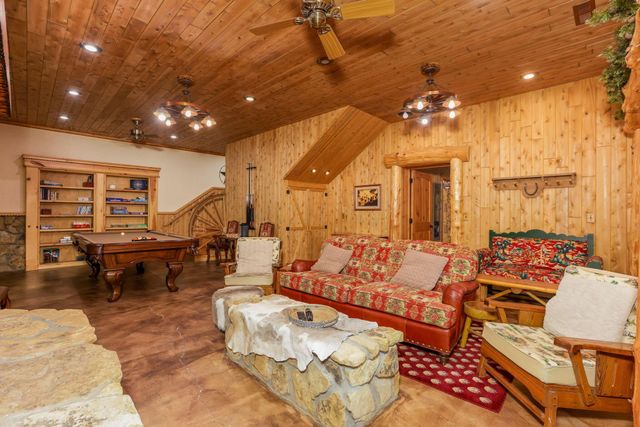 17441 Keister Road, Laurelville, OH 43135