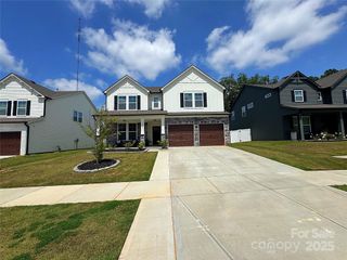11012 N Commons Drive, Charlotte, NC 28213