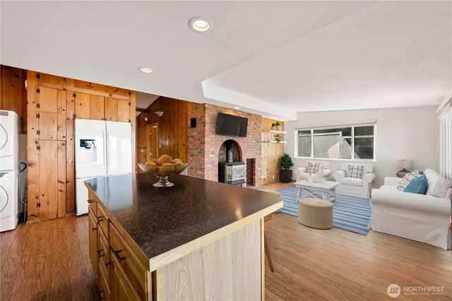 17888 Cobahud Road, La Conner, WA 98257