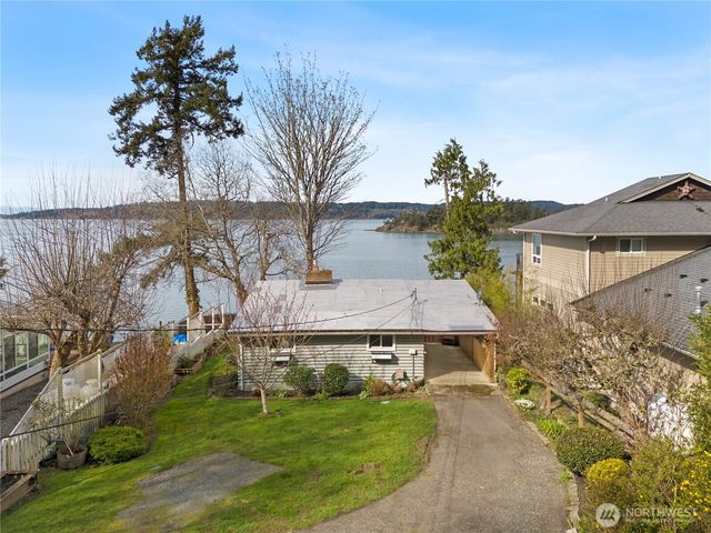 17888 Cobahud Road, La Conner, WA 98257