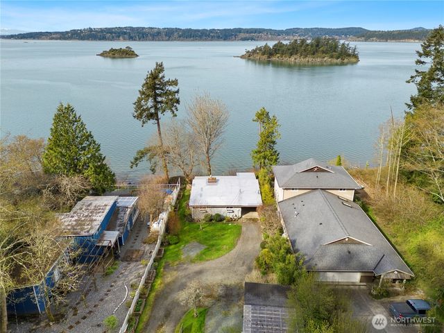 17888 Cobahud Road, La Conner, WA 98257