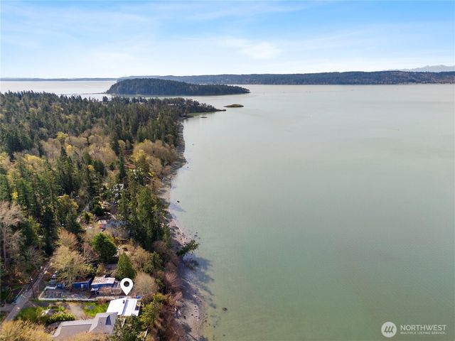 17888 Cobahud Road, La Conner, WA 98257