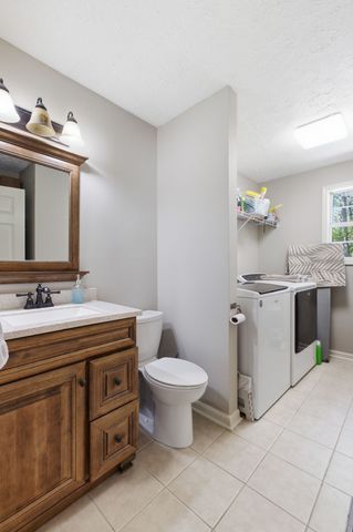424 Tyler Ct, Cottontown, TN 37048