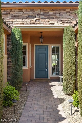 8985 South Tomsik Street, Las Vegas, NV 89113