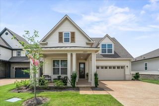 10207 LOUANNE DR, Collierville, TN 38017