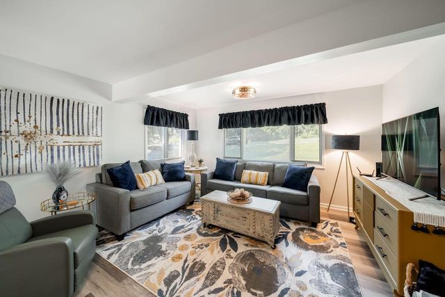 N3236 Vine ROAD, Lake Geneva, WI 53147