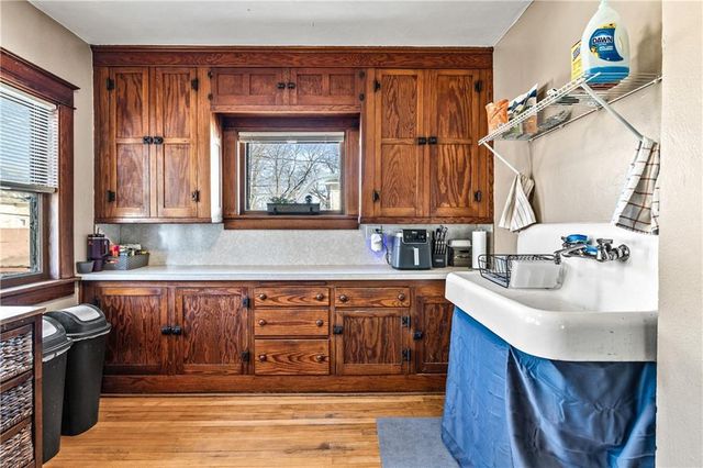 1012 Main Street, Eau Claire, WI 54701