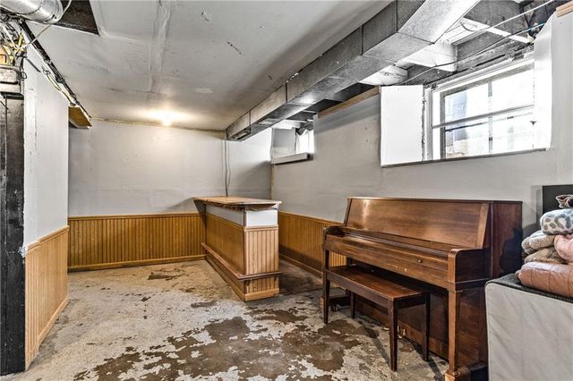 1012 Main Street, Eau Claire, WI 54701