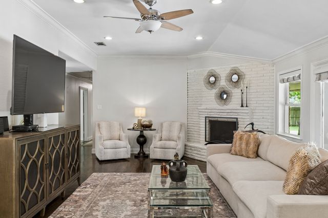 4166 Goodfellow Drive, Dallas, TX 75229
