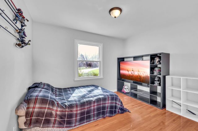 2206 Green Acres Dr, Clarksville, TN 37042