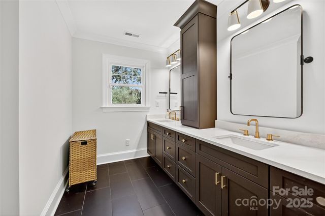 10840 Bay Hill Club Drive, Charlotte, NC 28277