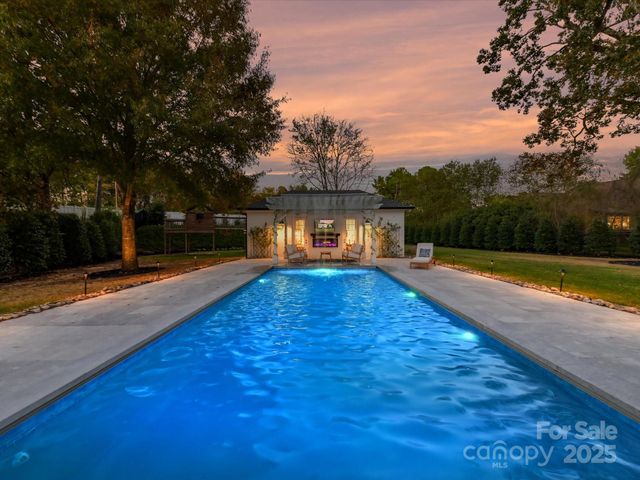 10840 Bay Hill Club Drive, Charlotte, NC 28277