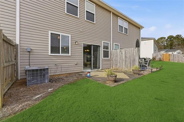 332 Oak Leaf Place, Acworth, GA 30102