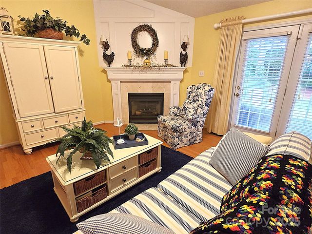 266 Wittenburg Springs Drive, Taylorsville, NC 28681