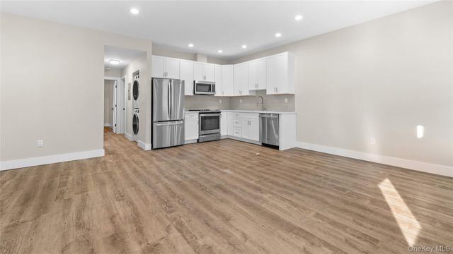 197 grand Street 1, Croton-on-hudson, NY 10520