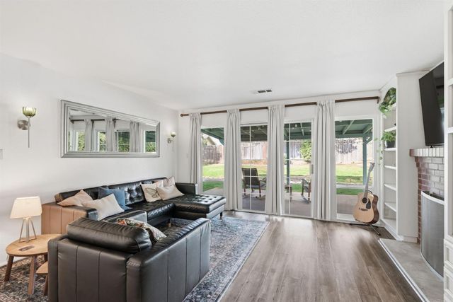 9505 Tonkin Dr, Orangevale, CA 95662