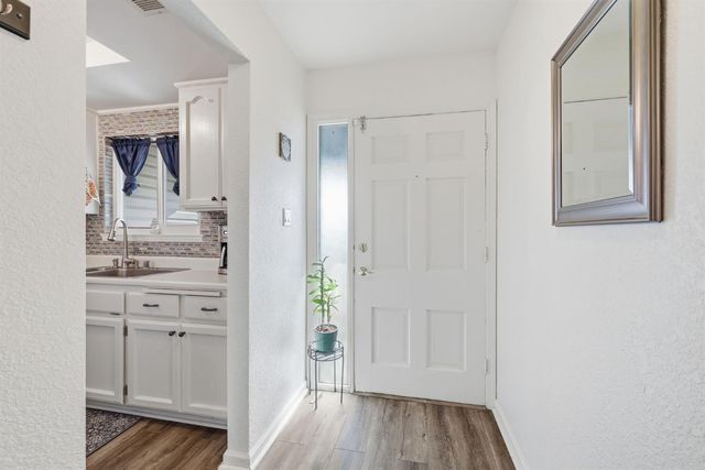 9505 Tonkin Dr, Orangevale, CA 95662