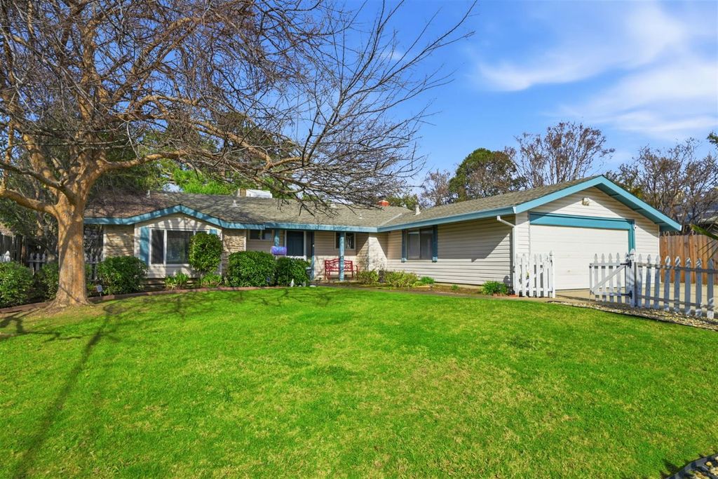 9505 Tonkin Dr, Orangevale, CA 95662