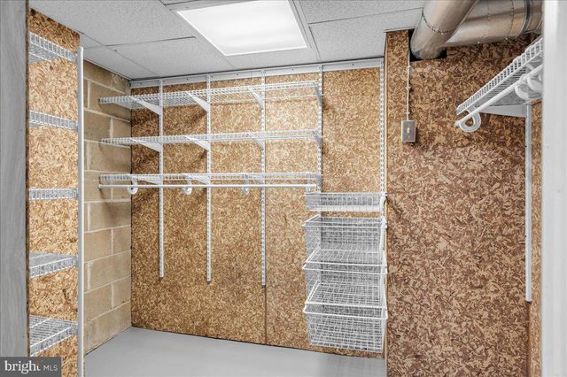 12 W DALE RD, Wilmington, DE 19810